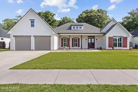 $559,999 | 105 Waterhouse Road, Carencro, LA 70520
