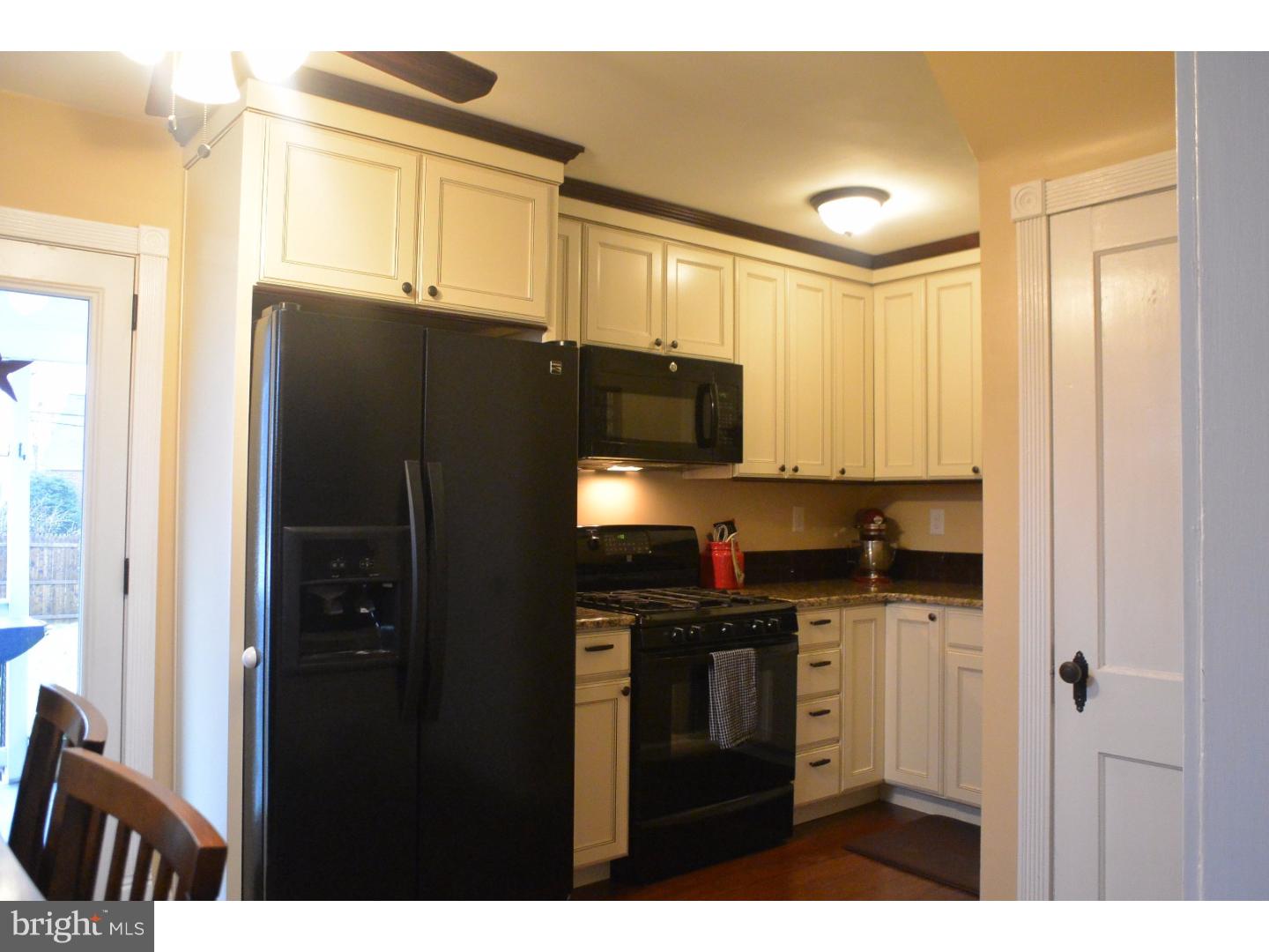5 West County Line Road Hatboro, PA 19040 - Photo 4 of 19 Kitchen