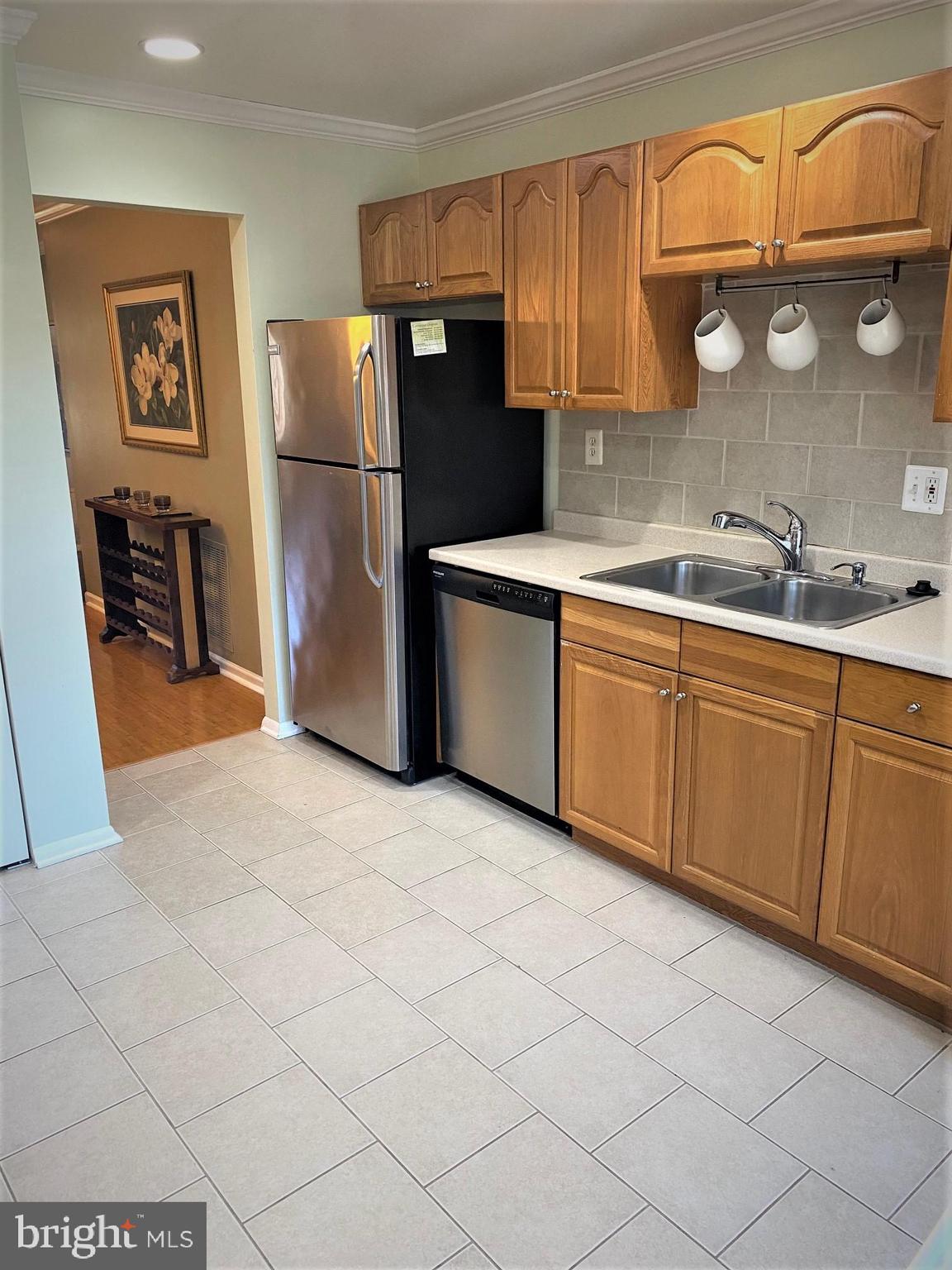 3806 Ferrara Drive Silver Spring, MD 20906 - Photo 8 of 35 Kitchen