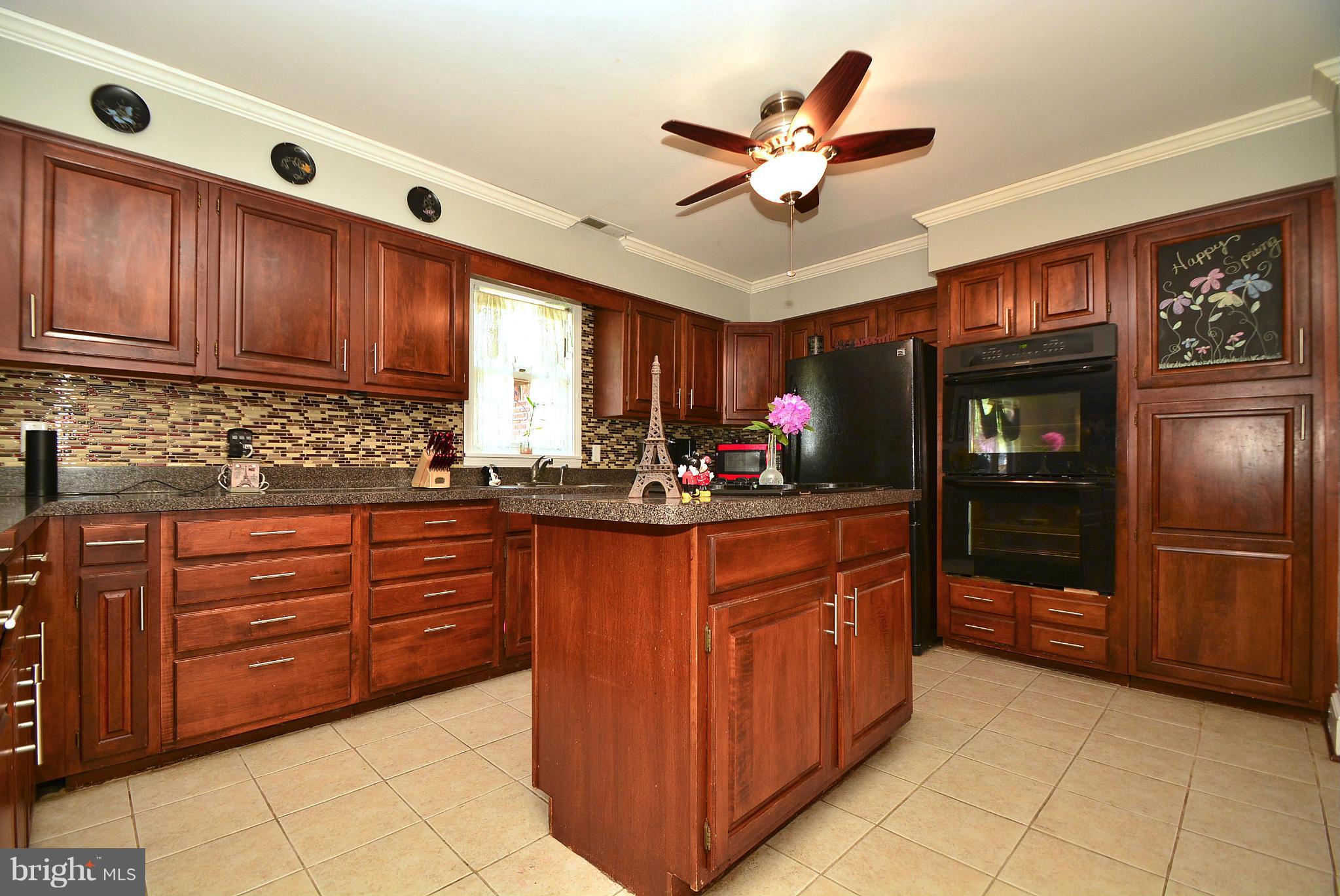 6 Maple Lane Elkton, MD 21921 - Photo 3 of 24 Kitchen