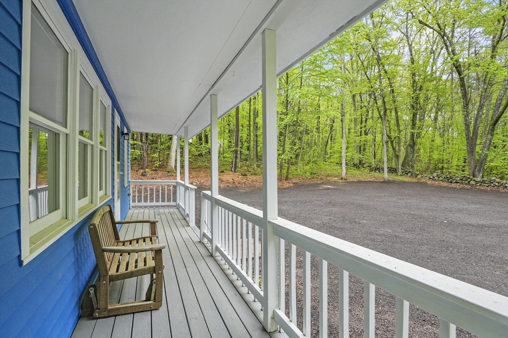 455 Main Street Rutland, MA 01543 - Photo 3 of 34