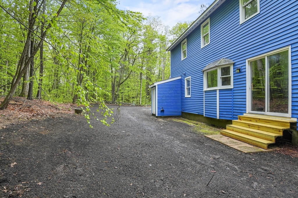 455 Main Street Rutland, MA 01543 - Photo 32 of 34