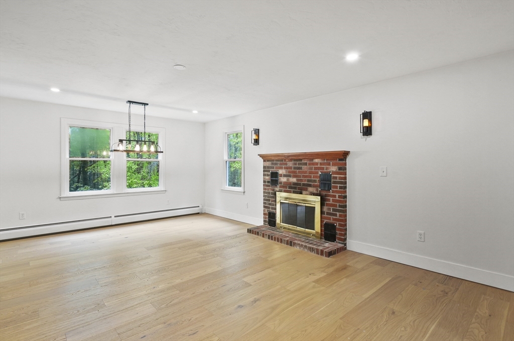 455 Main Street Rutland, MA 01543 - Photo 6 of 34