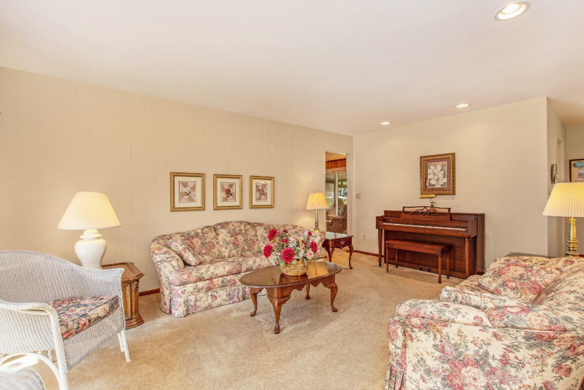 6670 Lau Road Montague, MI 49437 - Photo 4 of 37 V619eEYg