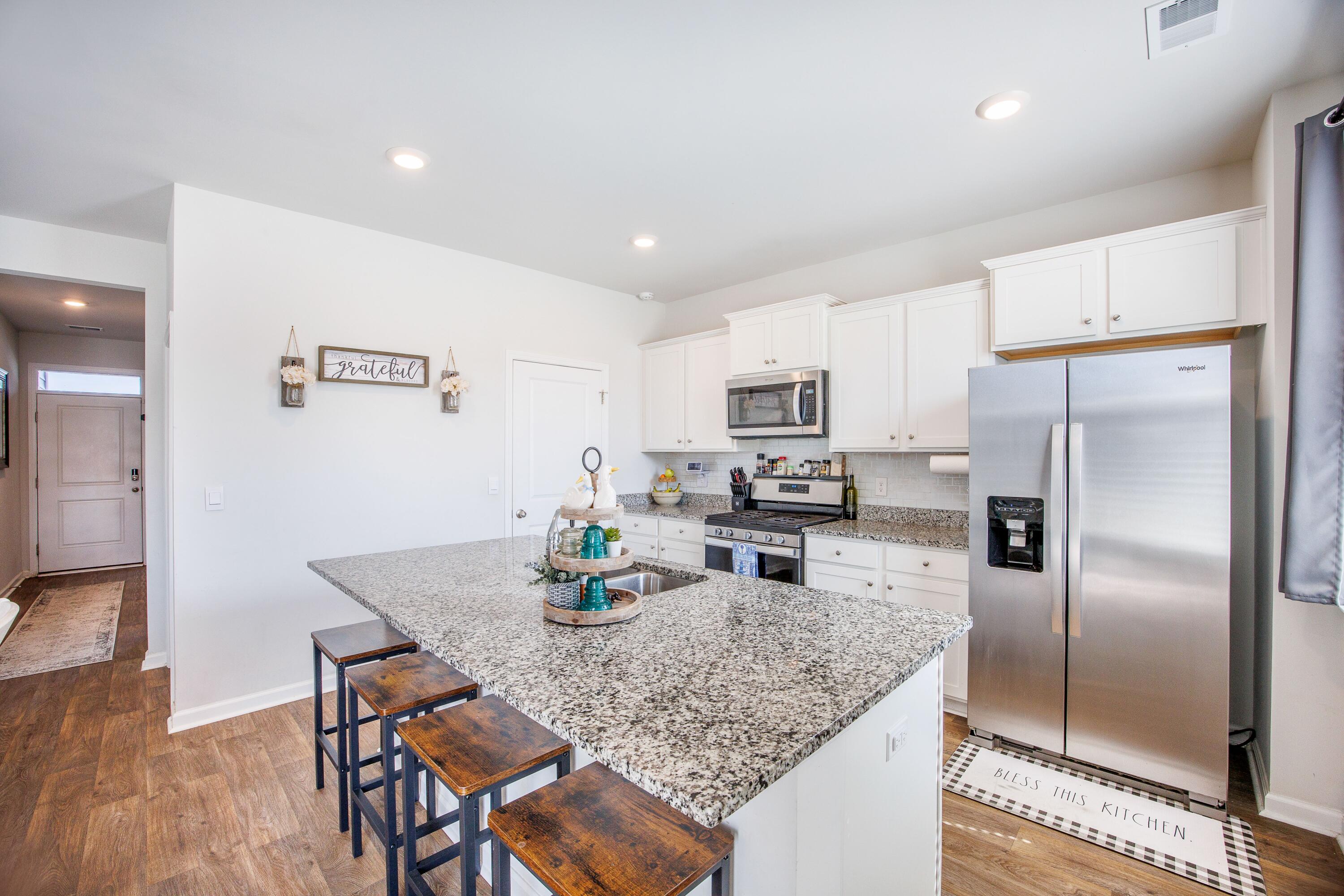 364 Lk Rdg Boulevard Summerville, SC 29486 - Photo 10 of 29 Barclay Media Co-12