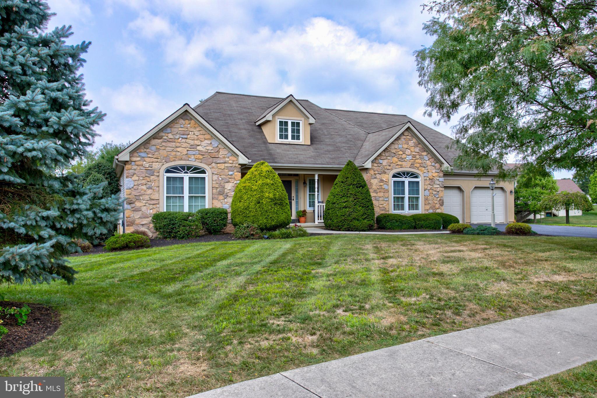 15 Marie Drive Lititz, PA 17543 - Photo 1 of 49