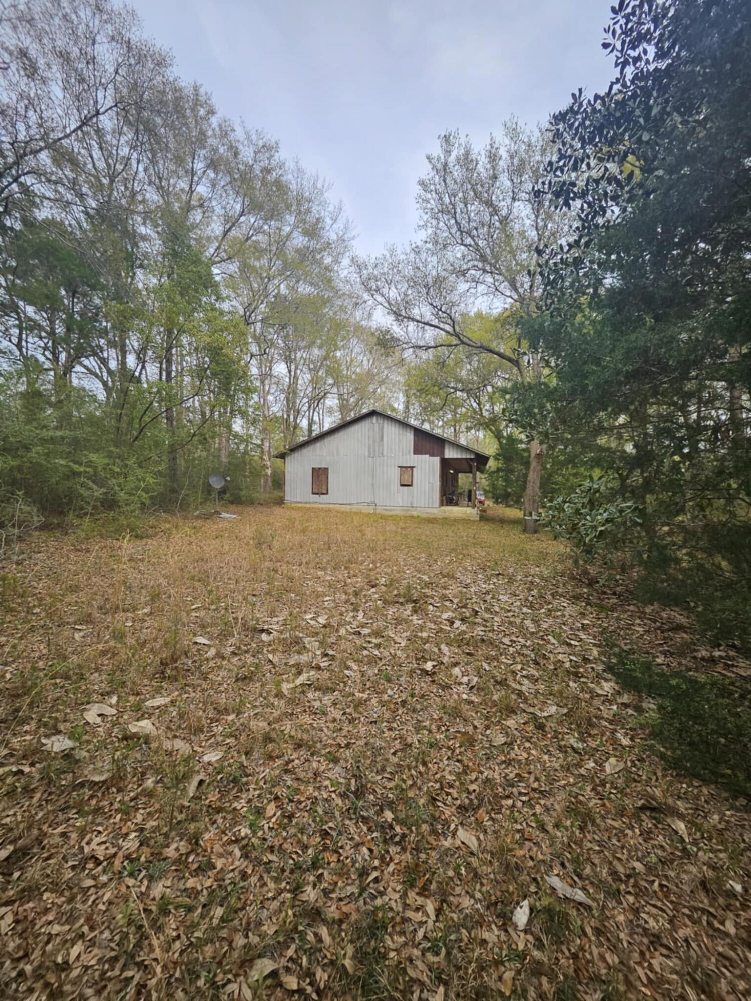 1400 Grant Road Ponce de Leon, FL 32455 - Photo 10 of 11 a view of outdoor space and garden