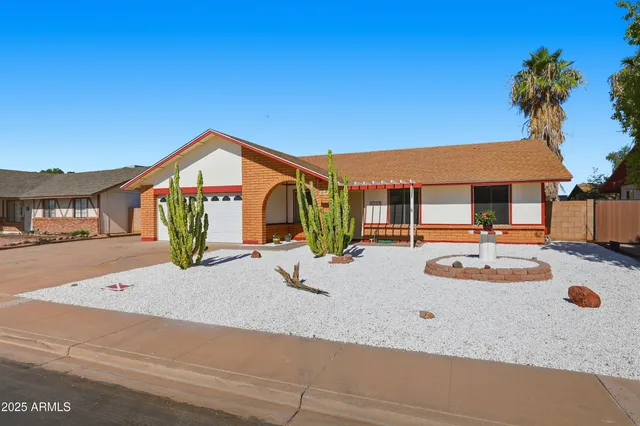 $465,000 | 2226 East Diamond Avenue, Mesa, AZ 85204