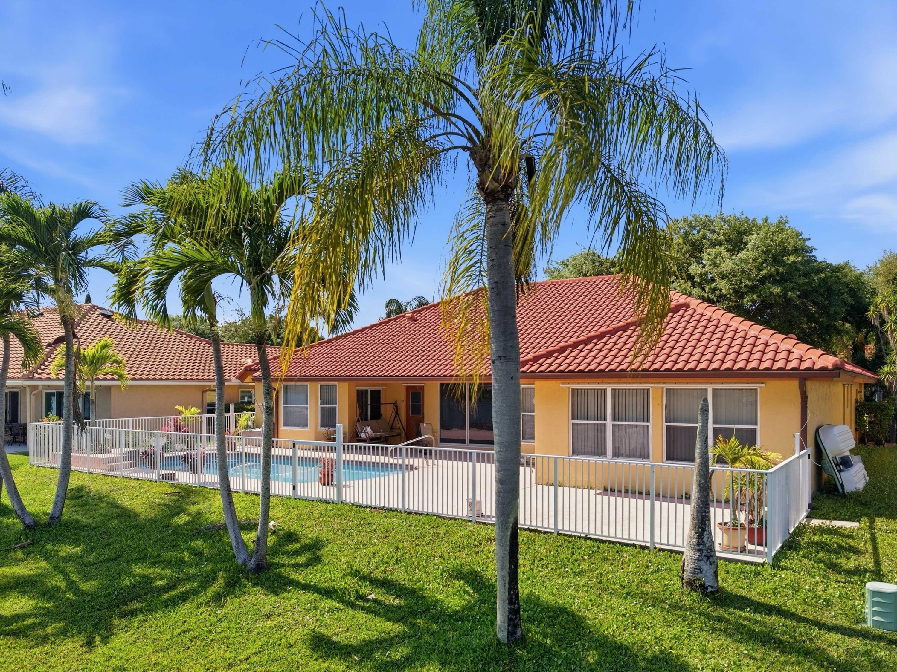 7180 Lockwood Road Lake Worth, FL 33467 - Photo 39 of 54 Rear