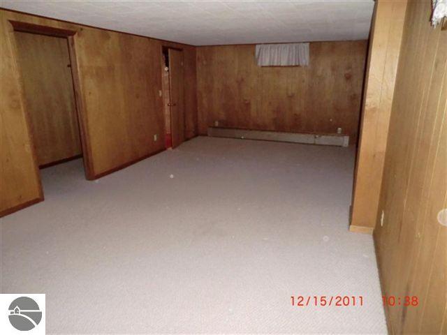 834 Cass Road Traverse City, MI 49696 - Photo 20 of 25 1732361-19.JPG