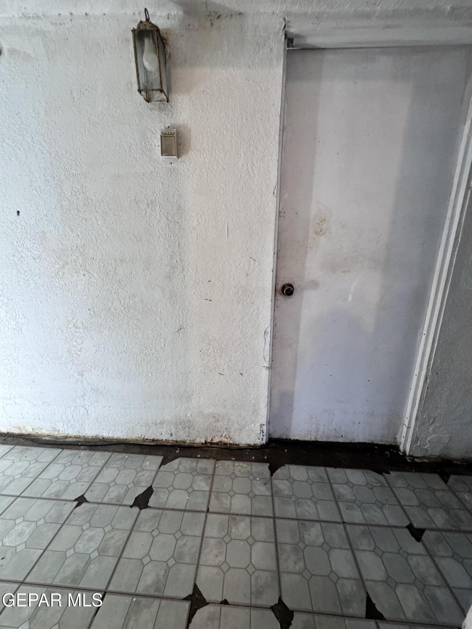 7045 1st Street Canutillo, TX 79835 - Photo 37 of 50 2 house doorway