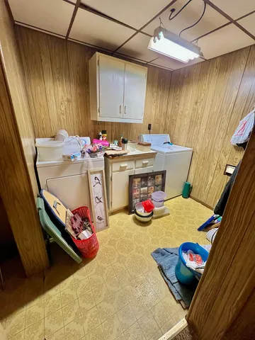 $64,000 | 925 8th Street, Erie, IL 61250