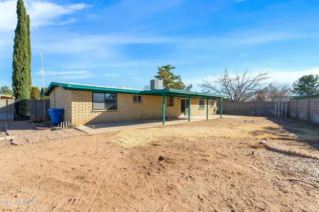 $255,000 | 3935 Mallard Place, Sierra Vista, AZ 85635