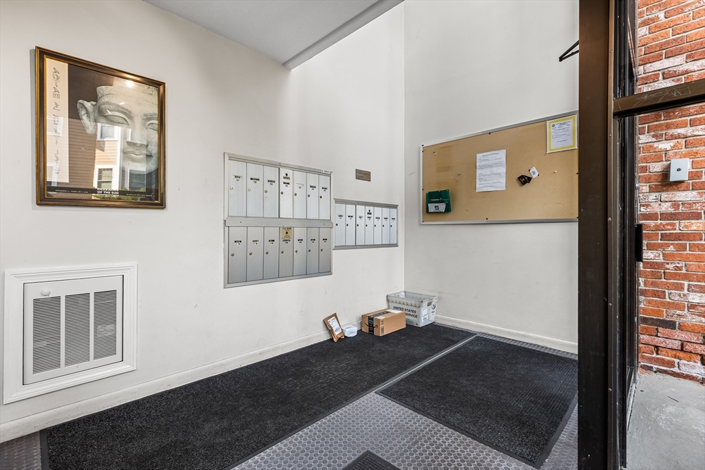 10 Roberts Street, Unit 14 Somerville, MA 02145 - Photo 14 of 19