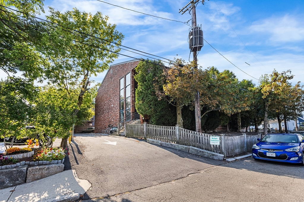 10 Roberts Street, Unit 14 Somerville, MA 02145 - Photo 17 of 19