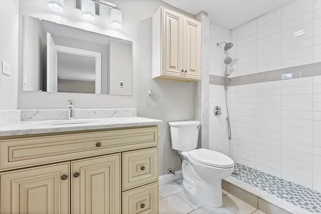 $379,000 | 10 Roberts Street, Unit 14, Somerville, MA 02145