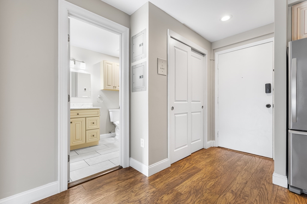 10 Roberts Street, Unit 14 Somerville, MA 02145 - Photo 10 of 19