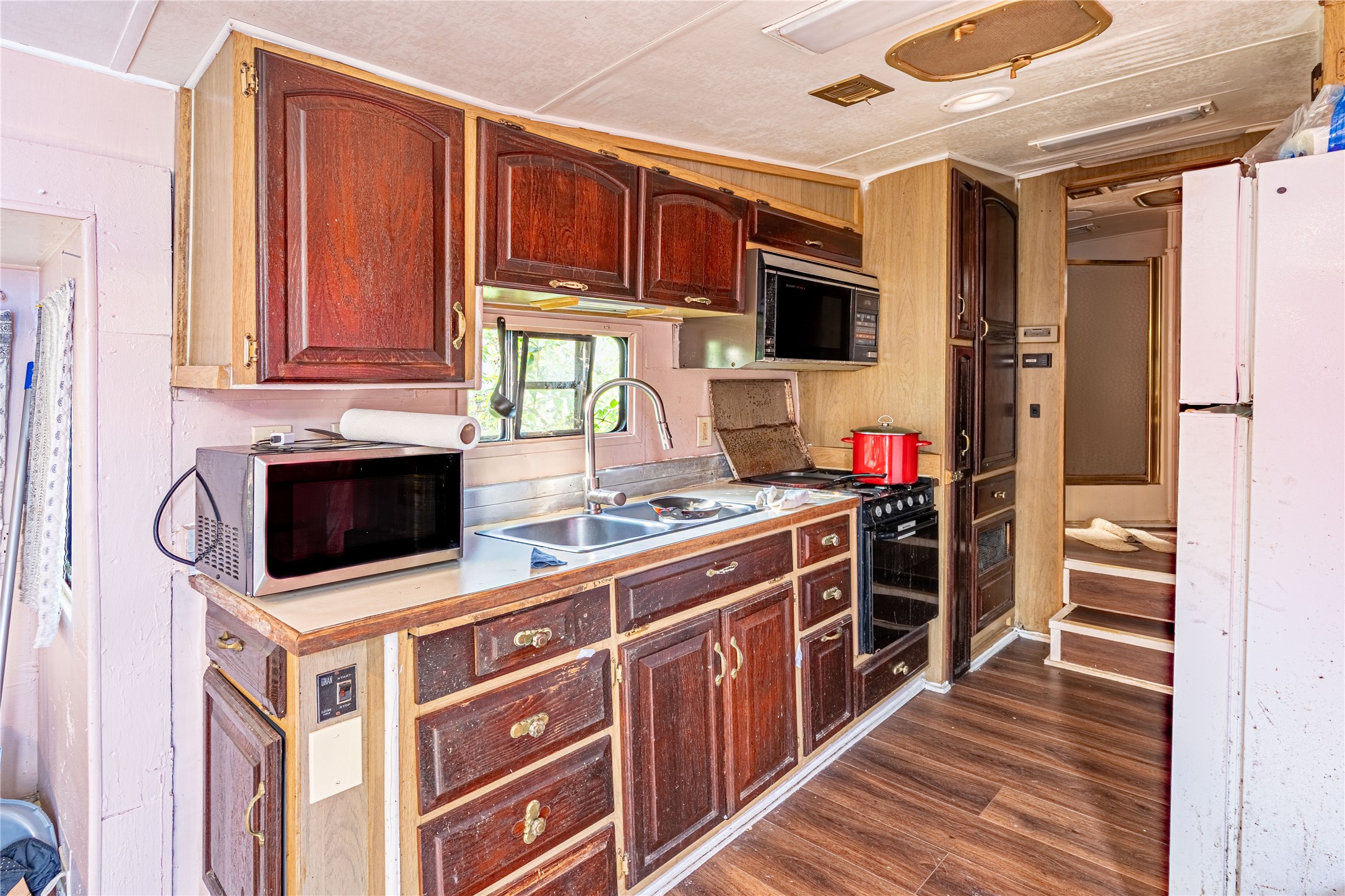 4410 Shelton Road Houston, TX 77093 - Photo 14 of 23 Gallery Image 14