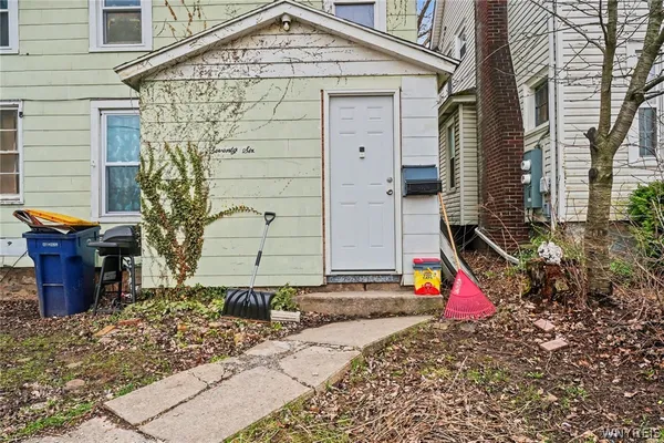 $129,900 | 133 Hawley Street, Lockport City, NY 14094