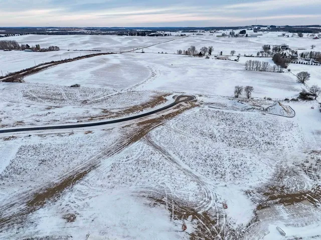 $350,000 | Lot 6 Frostwood Valley Condominium Association, Verona, WI 53593