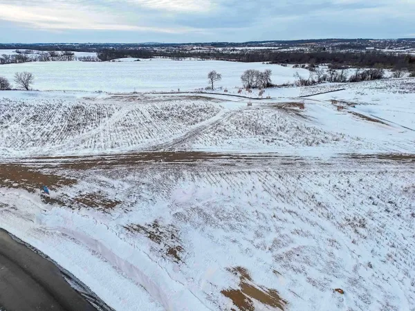 $350,000 | Lot 6 Frostwood Valley Condominium Association, Verona, WI 53593