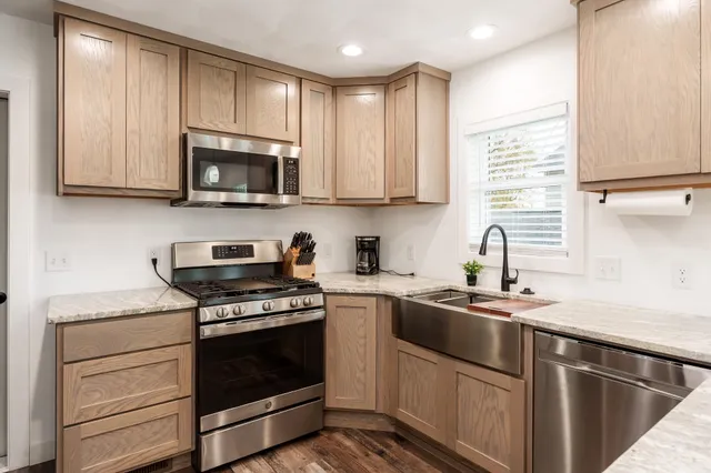 $299,900 | 1729 East Road Five, Edgerton, WI 53534