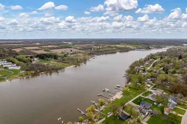 $299,900 | 1729 East Road Five, Edgerton, WI 53534