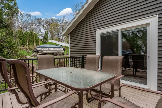 $299,900 | 1729 East Road Five, Edgerton, WI 53534