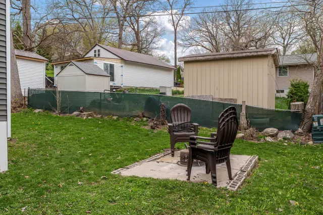 $299,900 | 1729 East Road Five, Edgerton, WI 53534