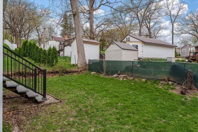 $299,900 | 1729 East Road Five, Edgerton, WI 53534