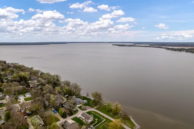 $299,900 | 1729 East Road Five, Edgerton, WI 53534