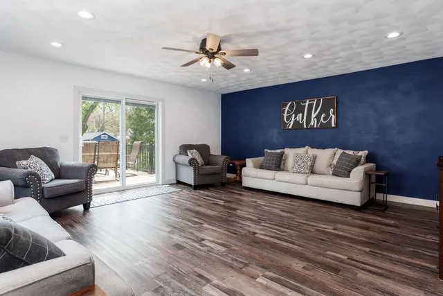 $299,900 | 1729 East Road Five, Edgerton, WI 53534