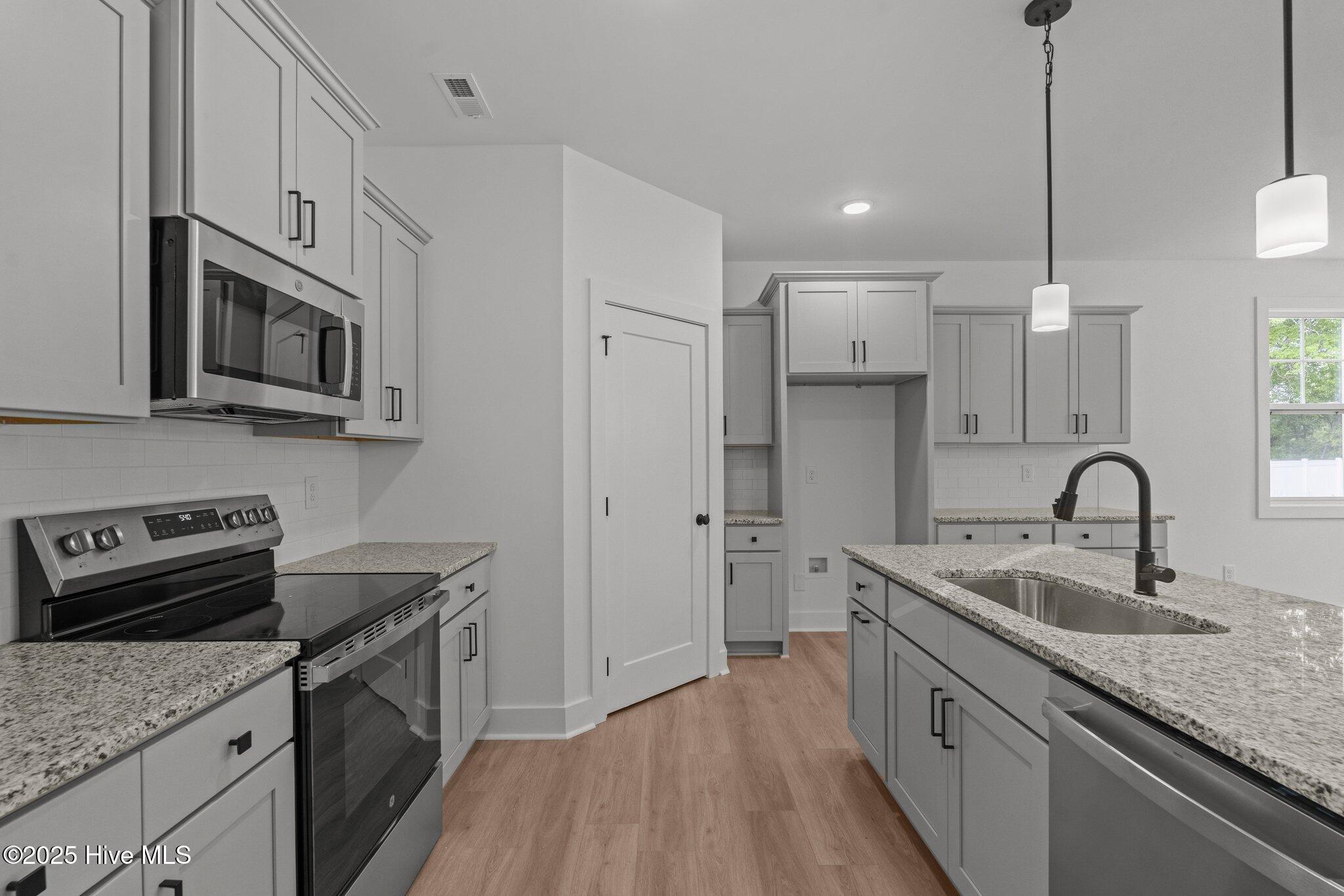 362 Slade Corner Road Raeford, NC 28376 - Photo 11 of 36 33-web-or-mls-DSC02850