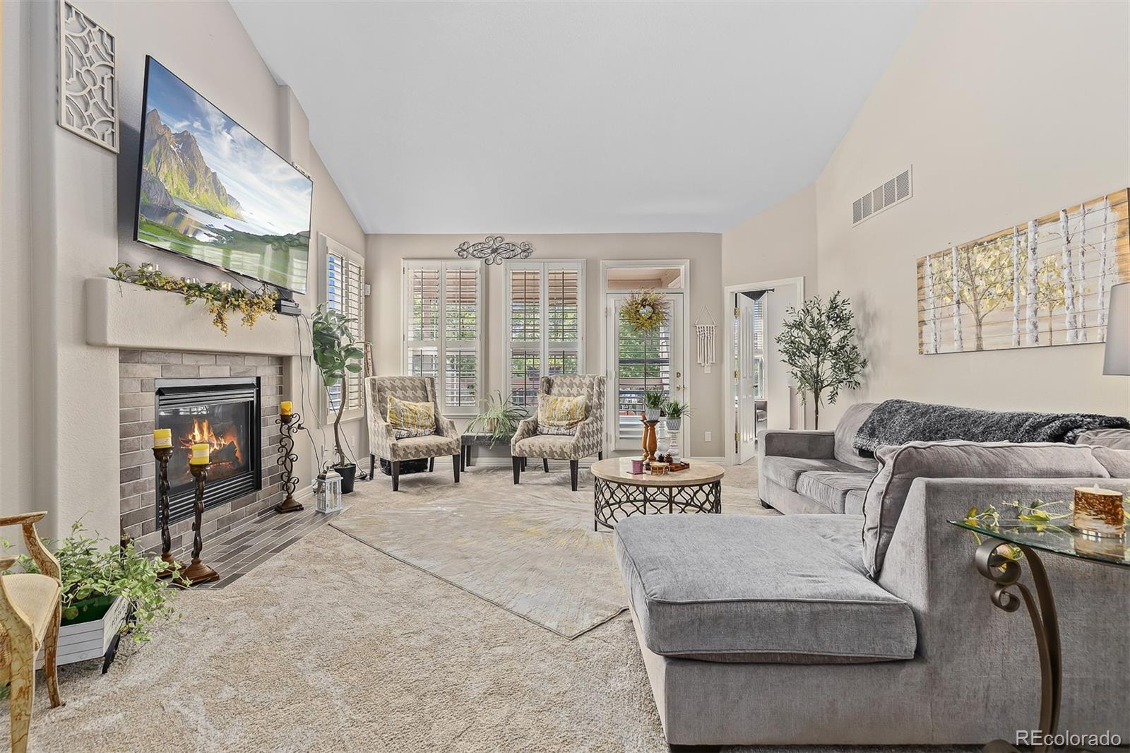 9845 Firestone Circle Lone Tree, CO 80124 - Photo 6 of 49