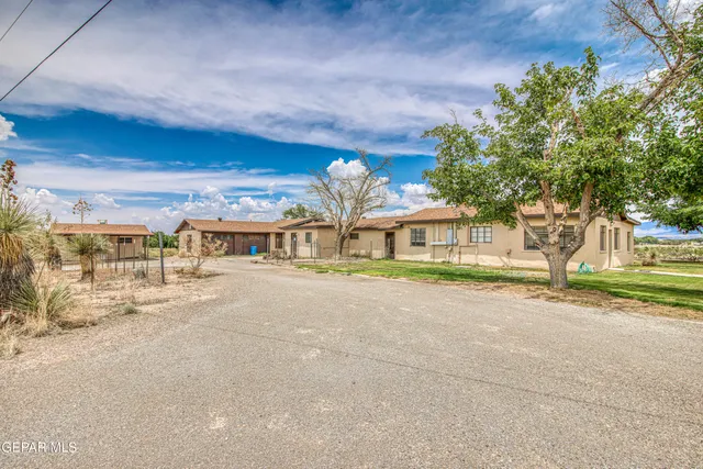 $650,000 | 6540 McNutt Road, Anthony, NM 88021