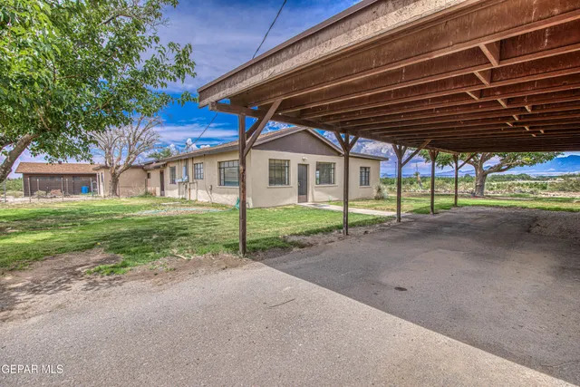 $650,000 | 6540 McNutt Road, Anthony, NM 88021