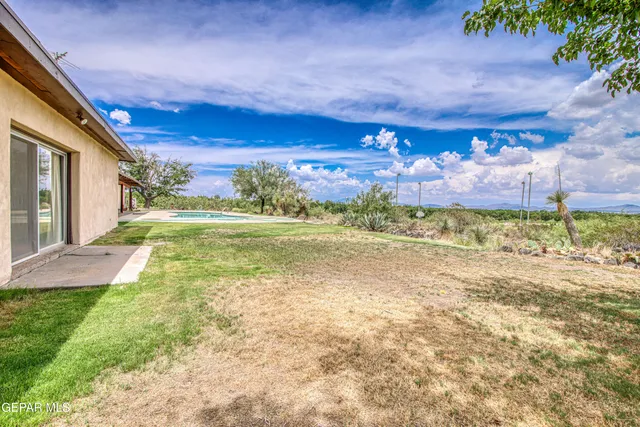 $650,000 | 6540 McNutt Road, Anthony, NM 88021