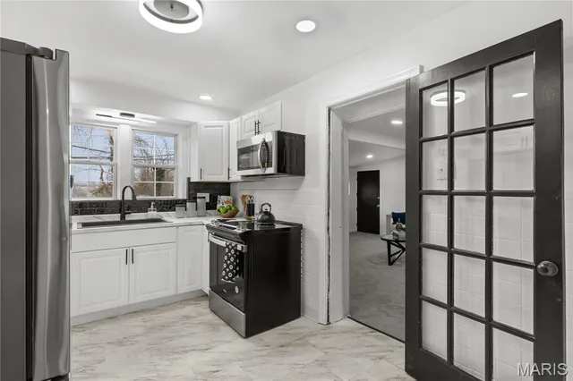 $189,900 | 4727 Nelson Drive, St. Louis, MO 63121