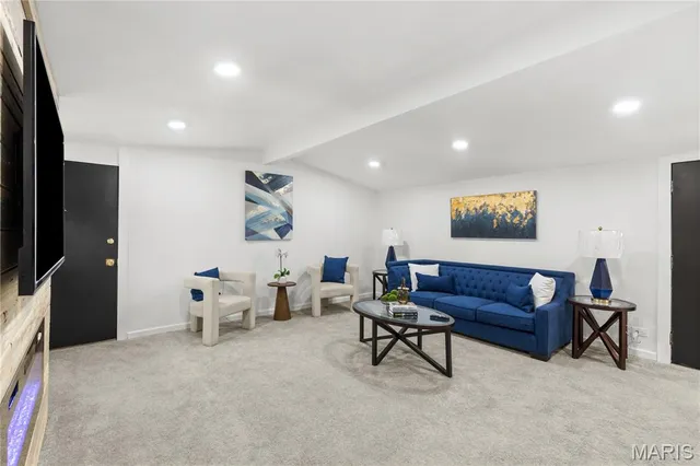 $189,900 | 4727 Nelson Drive, St. Louis, MO 63121