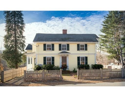 7 Labor In Vain Road Ipswich, MA 01938 - Photo 2 of 30 a front view of a house