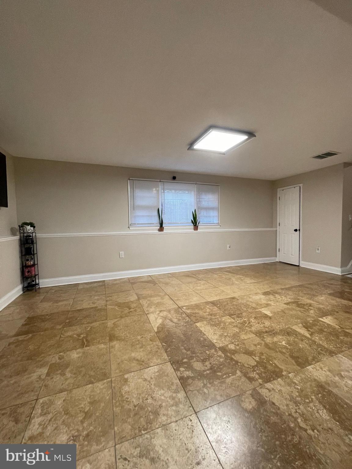 5944 Johnnycake Road Baltimore, MD 21207 - Photo 24 of 34
