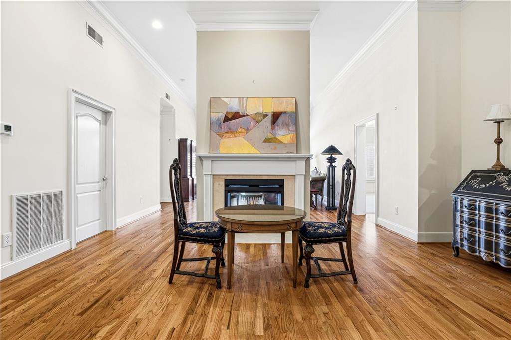 417 Clairemont Avenue, Unit 319 Decatur, GA 30030 - Photo 5 of 27