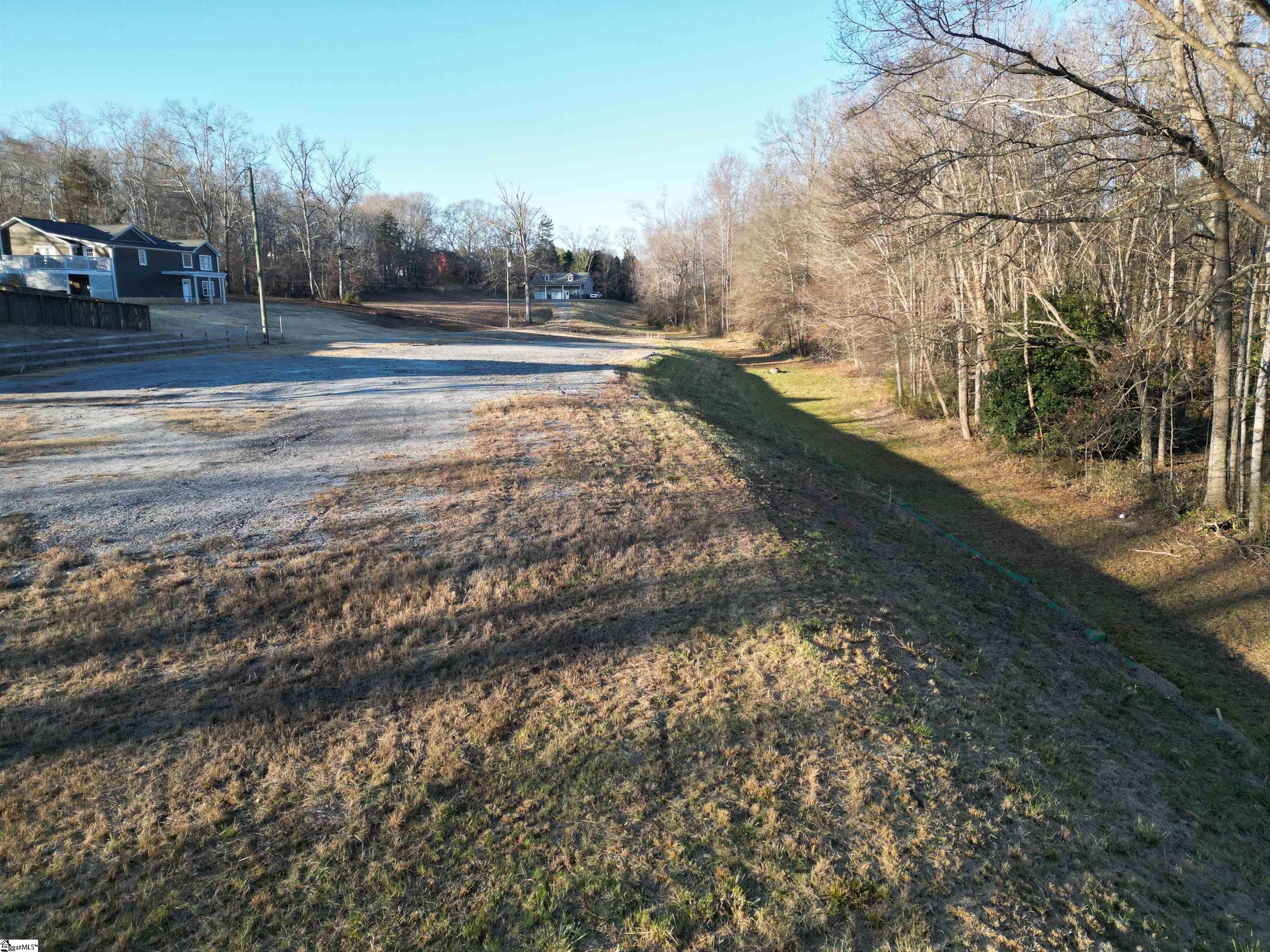 325 Bridges Road Simpsonville, SC 29681 - Photo 3 of 22 Gallery Image 3