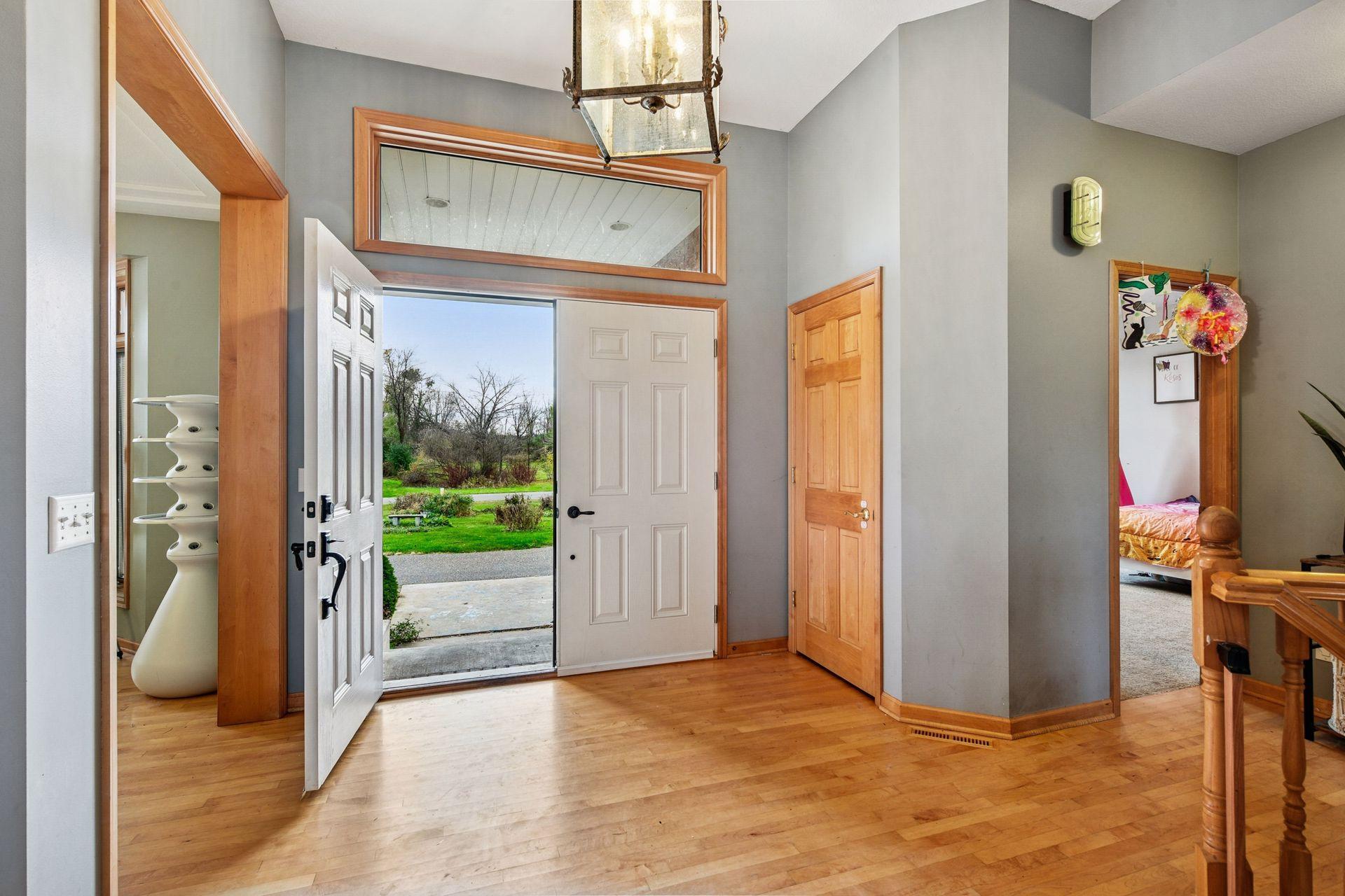 1910 Katrinka Road Hamel, MN 55340 - Photo 4 of 45