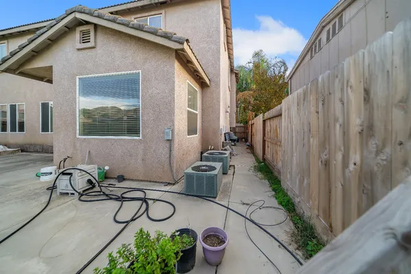 $675,000 | 2841 Blue Oak Court, Turlock, CA 95382
