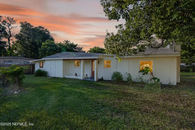 $240,000 | 6923 King Arthur Road North, Jacksonville, FL 32211