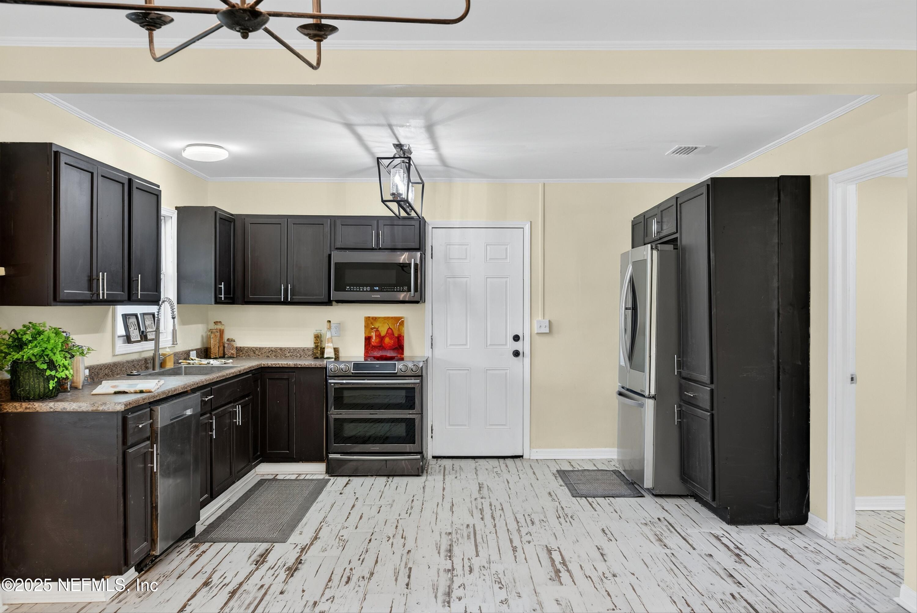 6923 King Arthur Road North Jacksonville, FL 32211 - Photo 15 of 43 17-6923 N King Arthur 75 RB - Copy