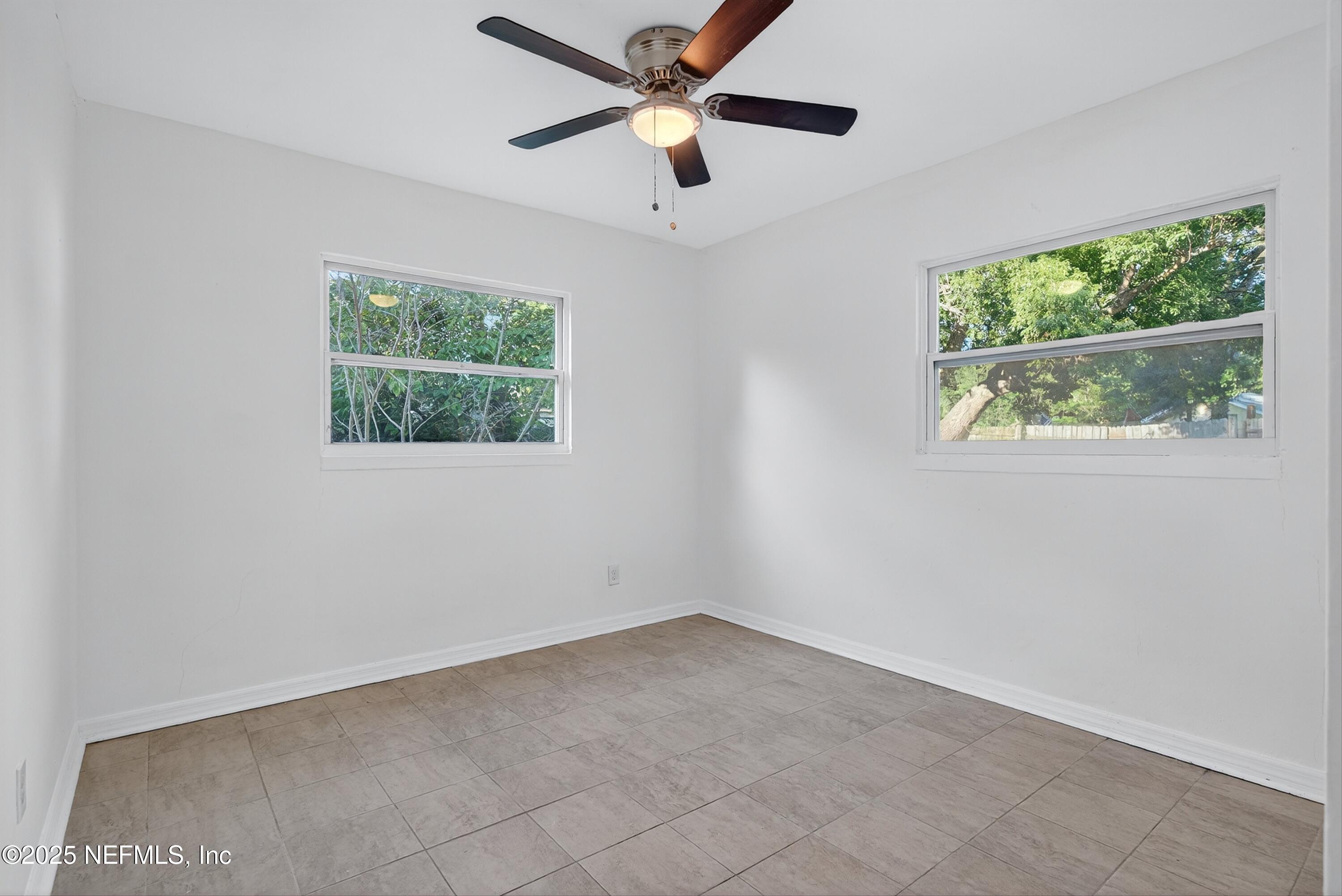 6923 King Arthur Road North Jacksonville, FL 32211 - Photo 31 of 43 33-6923 N King Arthur (126)