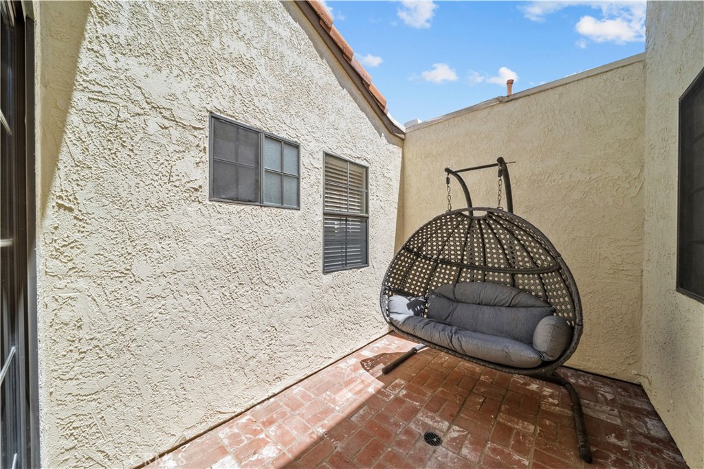 749 Congressional Road Simi Valley, CA 93065 - Photo 19 of 31