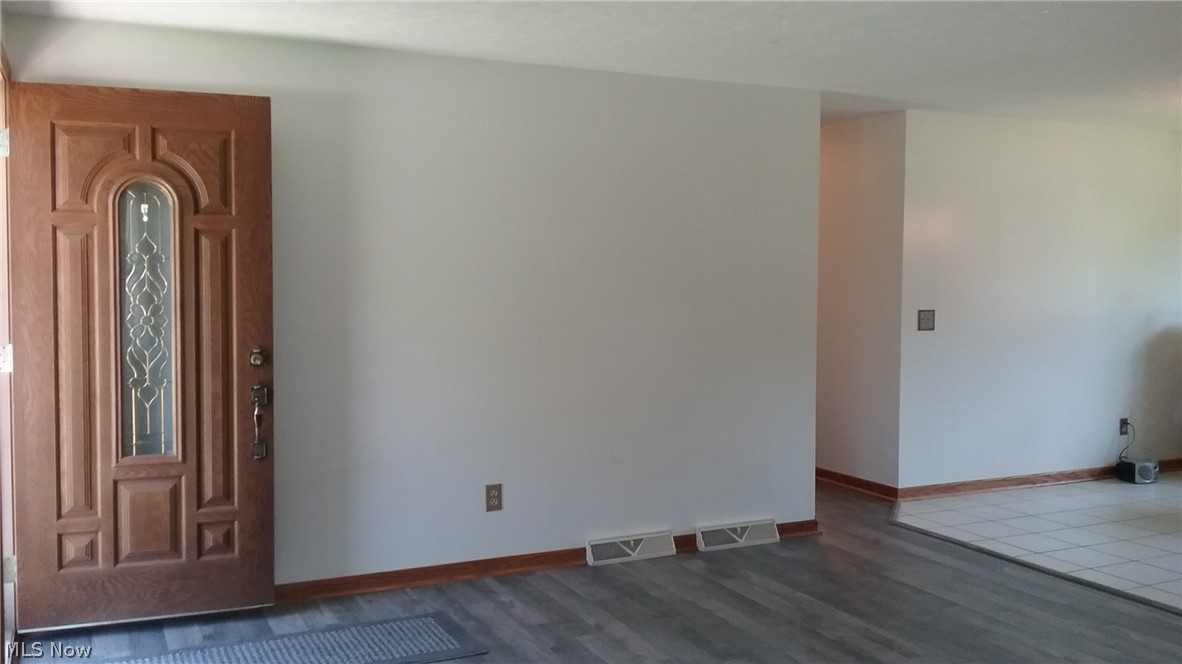 1063 Mishler Road Mogadore, OH 44260 - Photo 9 of 29 Gallery Image 9
